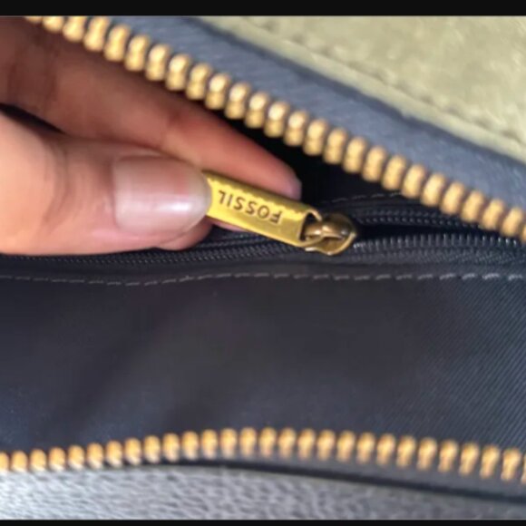 Fossil  Patchwork Crossbody Leather Bag - Picture 14 of 16